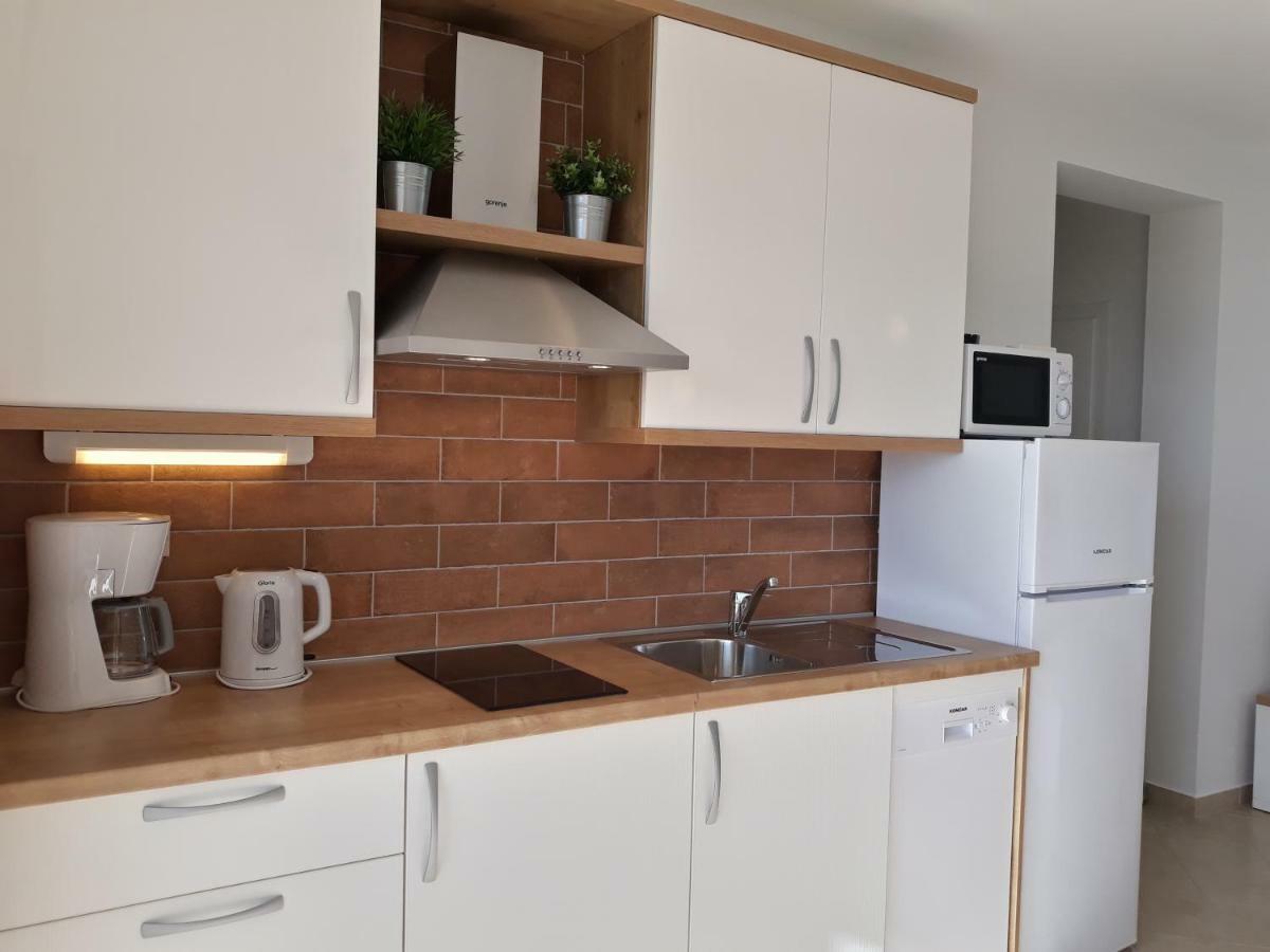 Haus Mit Meerblick Lopar Zewnętrze zdjęcie